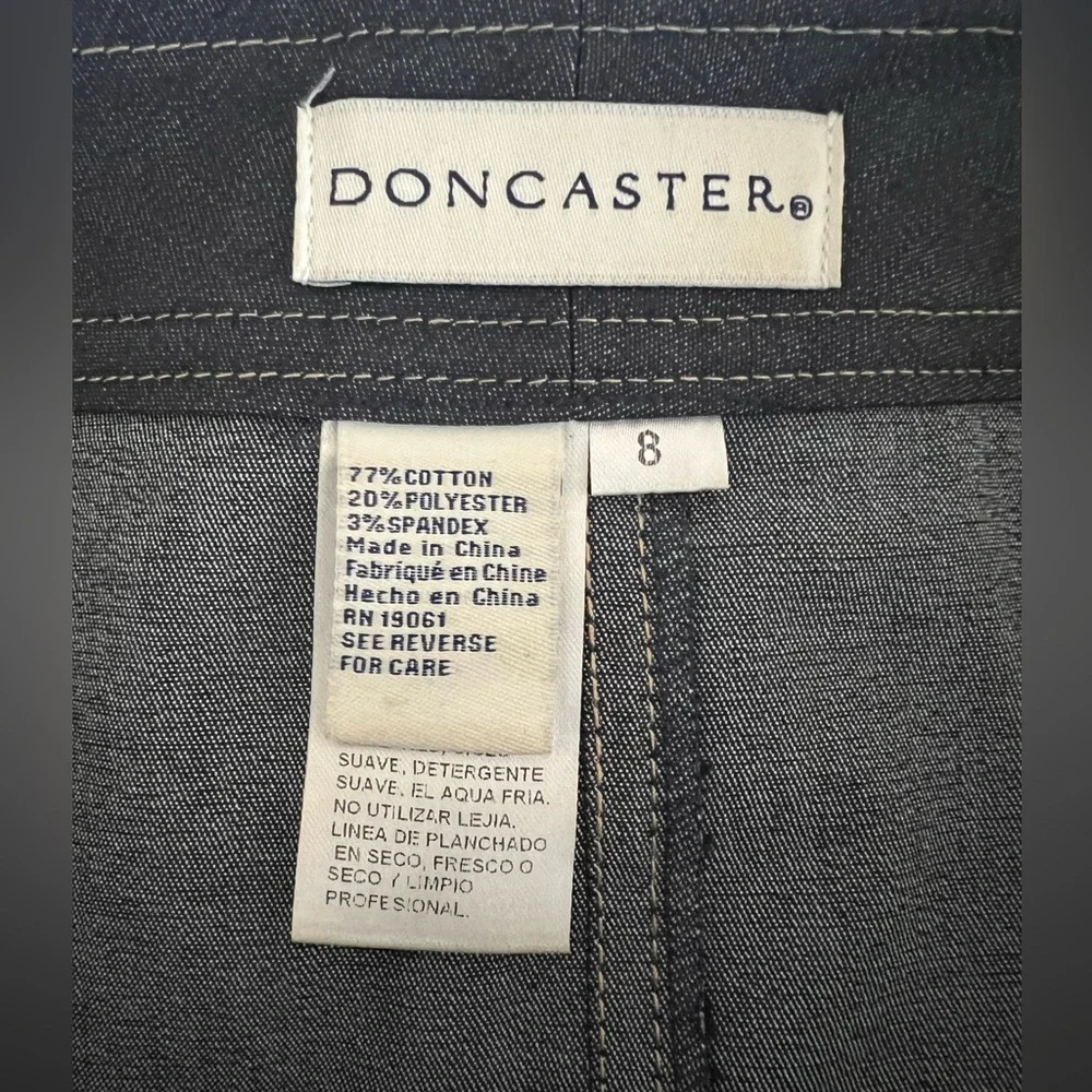 NWOT Doncaster Denim Skirt Full Front Zip Dark Wash 8 - Picture 3 of 4